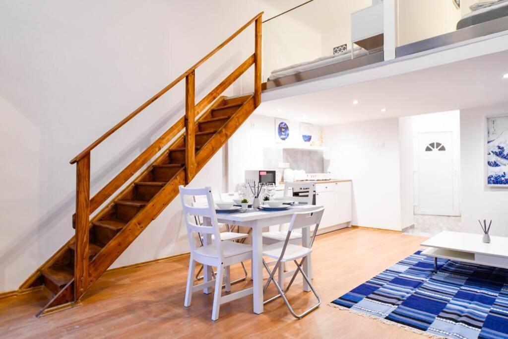 Cosy Two Bedroom Flat In Rottenbiller Str,Sky Budapest Exterior photo